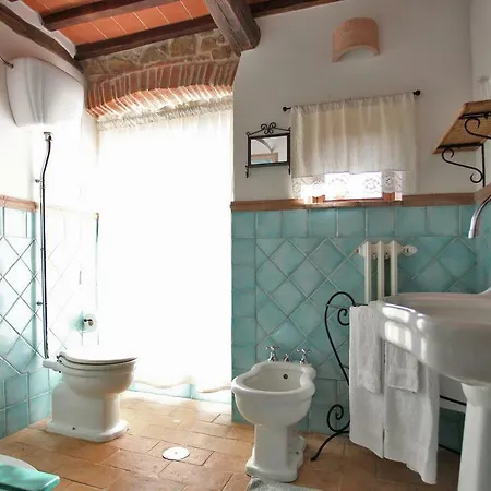 Casale Giacomini Манчиано