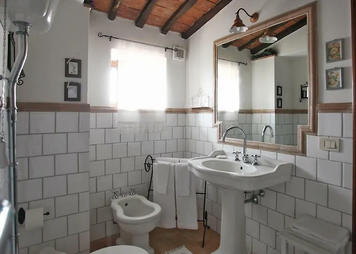 Casale Giacomini Bed and Breakfast